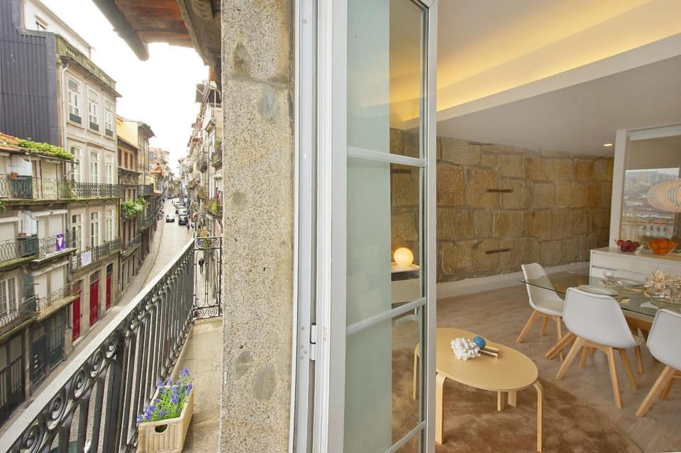 Balcony/Terrace, Living room