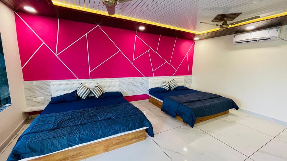 Bed, Bedroom, air conditioner