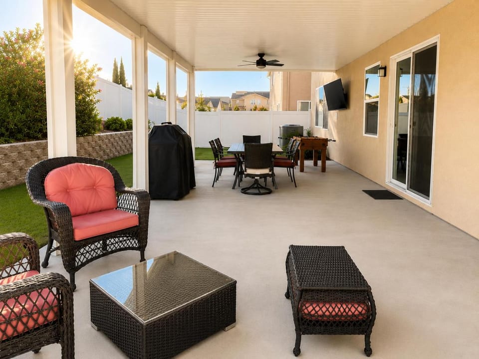 Patio, Patio, Balcony/Terrace, Balcony/Terrace, Evening entertainment