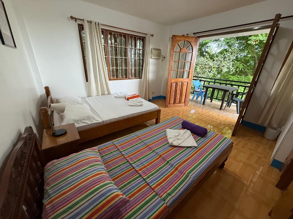 Casa Aureola Bed and Breakfast in Central Visayas