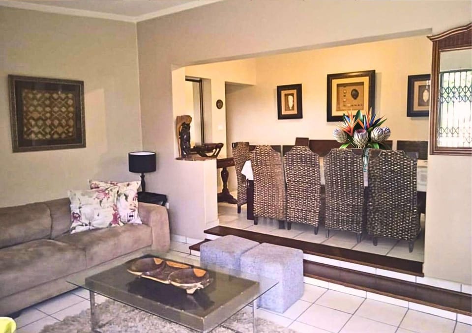 Zinkwazi Beach Access House in KwaZulu-Natal