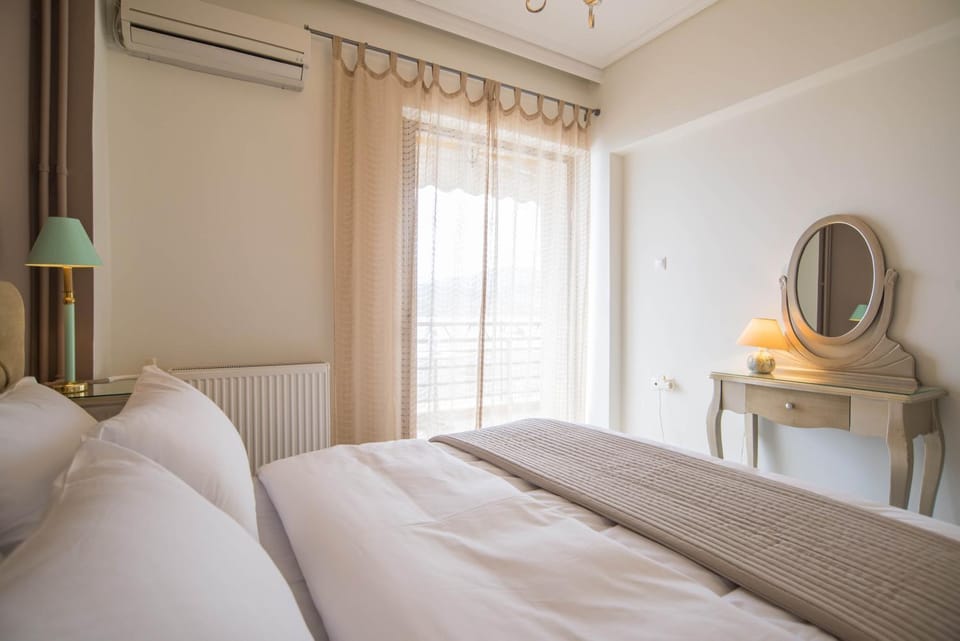Beachfront ZEN sea view apartment Apartment in Peloponnese, Western Greece and the Ionian