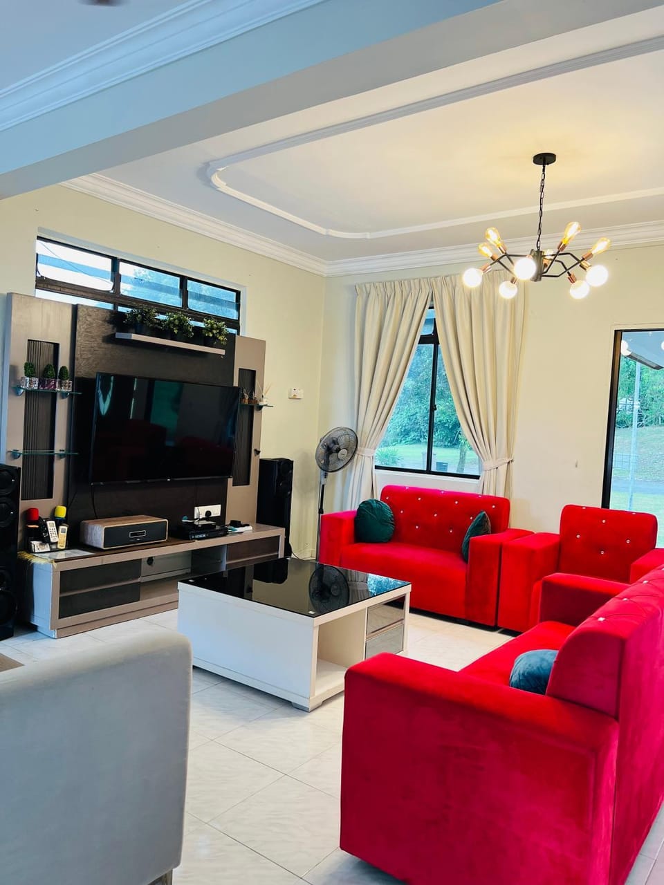 Communal lounge/ TV room