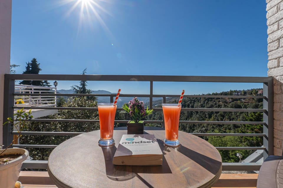 Natural landscape, View (from property/room), Balcony/Terrace