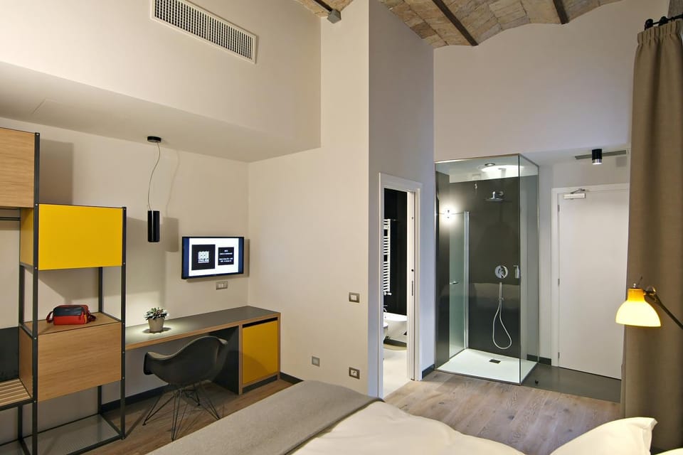 Shower, Photo of the whole room