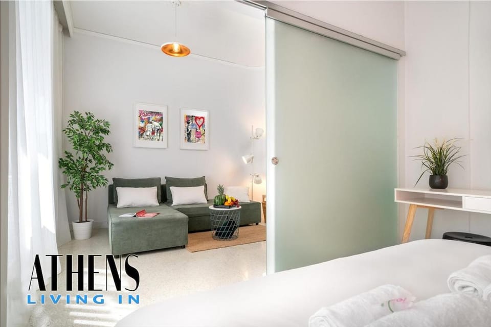 Bed, Living room, Seating area, Bedroom