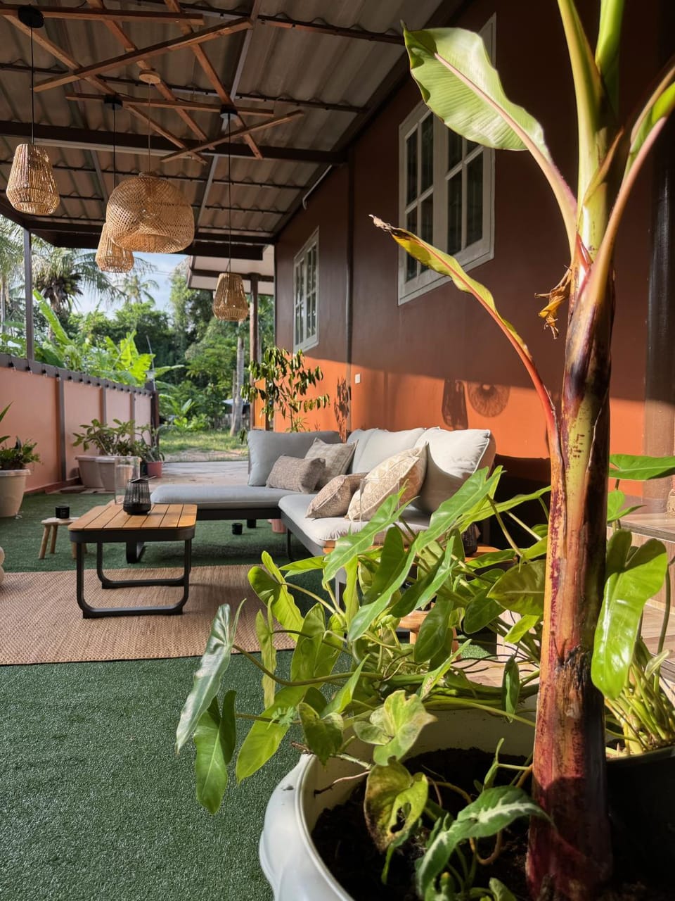Garden, Garden, Seating area