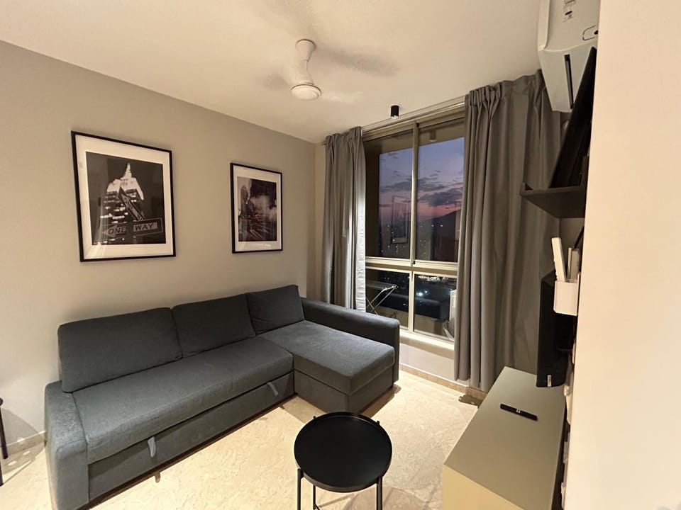 1BHK apartment at Hiranandani estate - New York theme Apartment in Thane