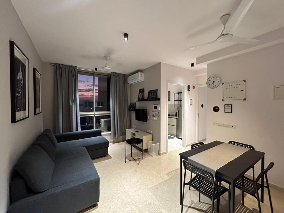 1BHK apartment at Hiranandani estate - New York theme Apartment in Thane