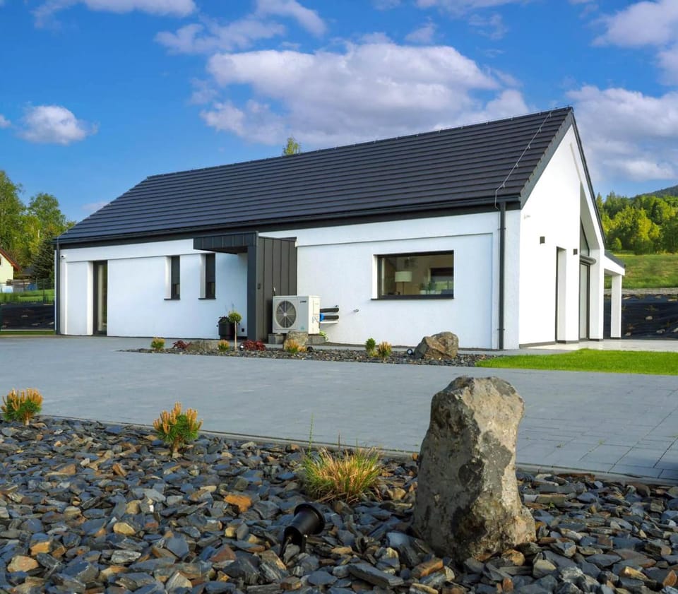 Property building, Garden, Garden view