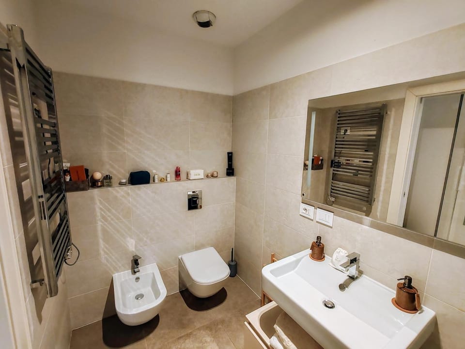 Shower, Toilet, Bathroom, Bath, bidet