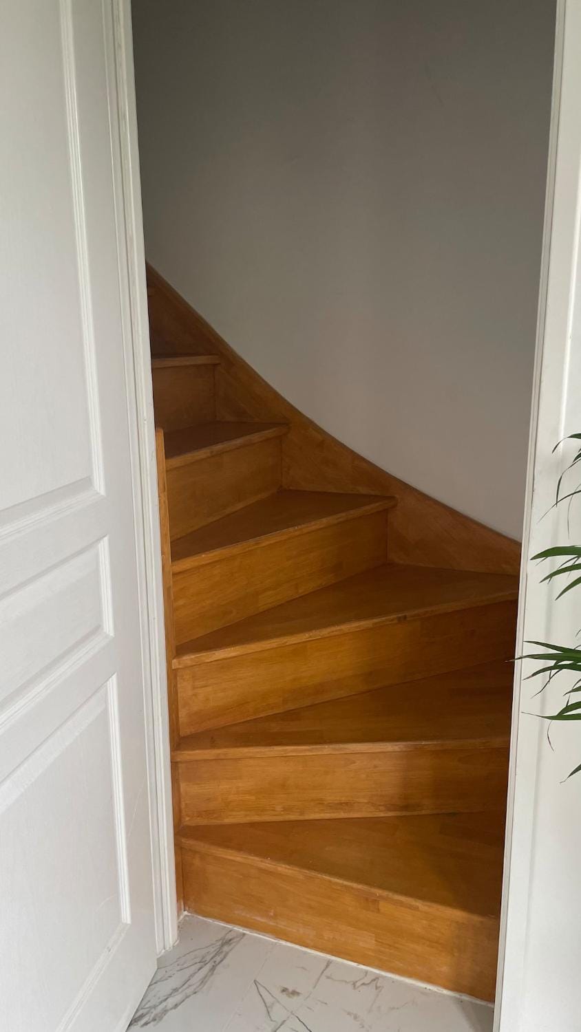 Maison type appartement 1ère étage Apartment in Île-de-France