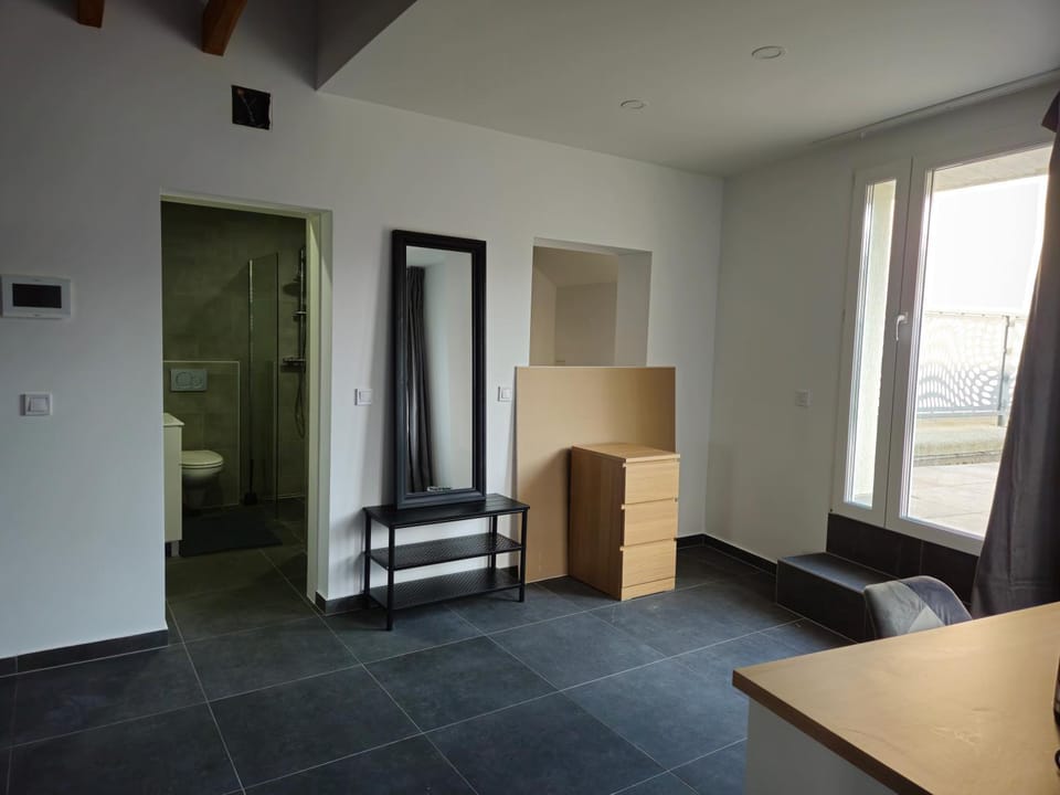 Bathroom, Balcony/Terrace