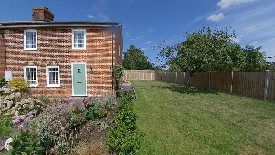 Property building, Garden, Garden view