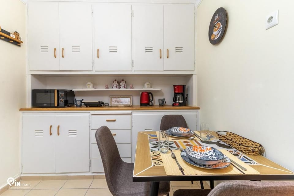 Orchid - Stylish Home Near Piraeus Apartment in Pireas