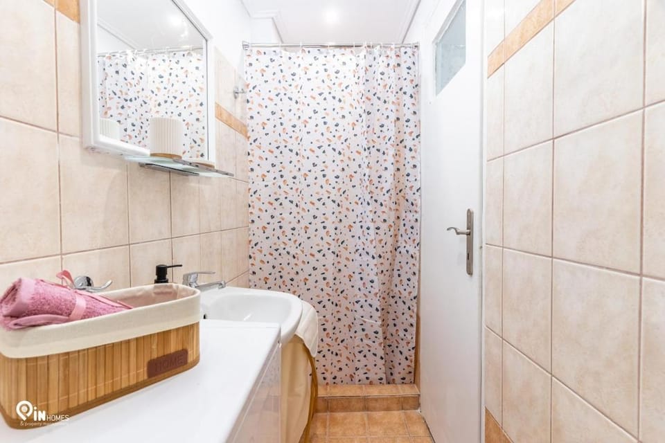 Orchid - Stylish Home Near Piraeus Apartment in Pireas