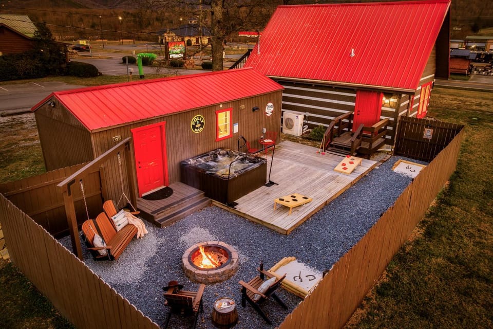 #1 Smokies Cabin! Great Views, Game Rm, FirePit Cabin in Sevier County