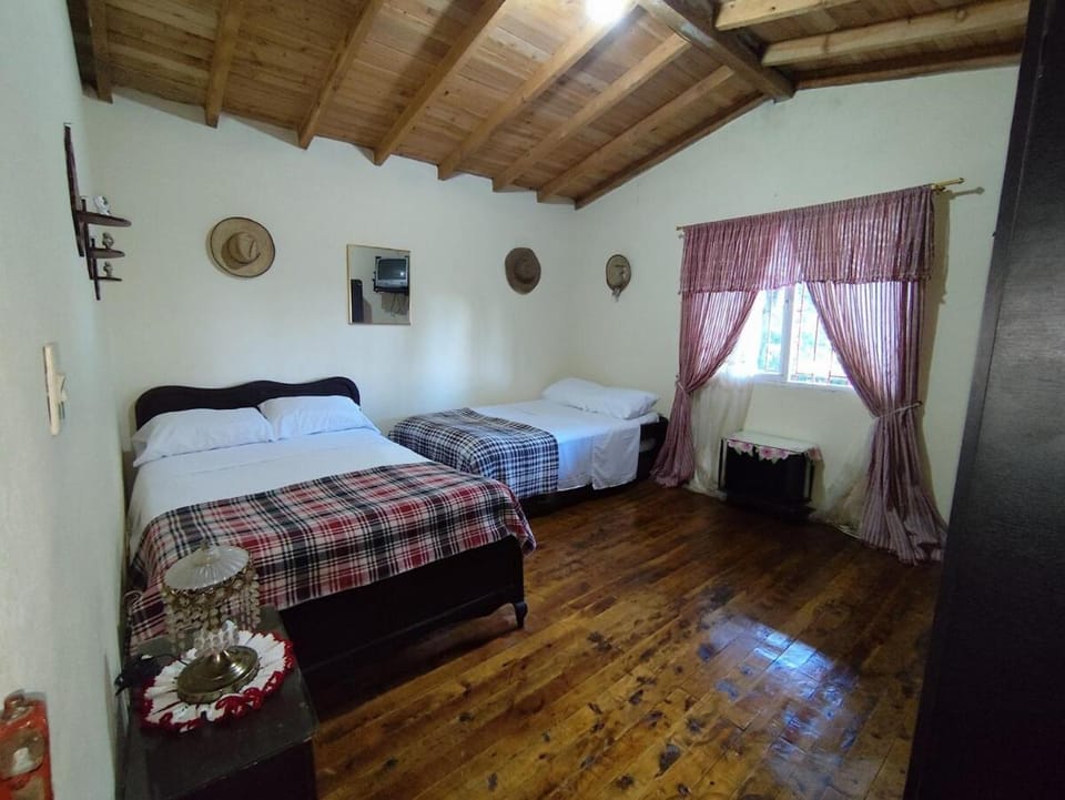 Finca Villa Isaura, Carmen del Viboral Chalet in Antioquia