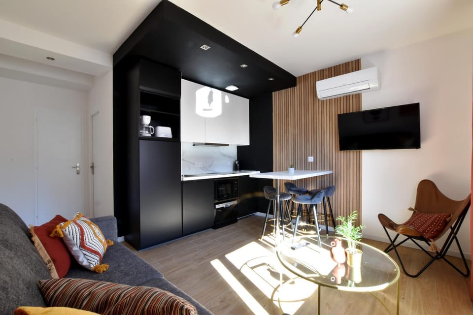 F2 centre ville neuf Apartment in Saint-Raphael