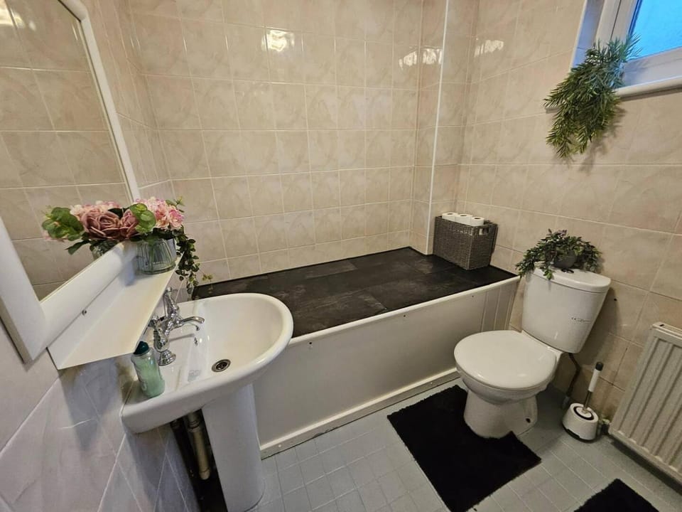 Toilet, Bathroom