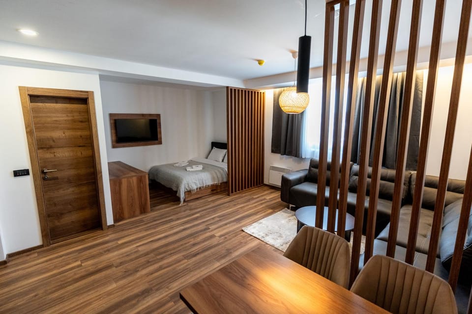 Living room, Bedroom