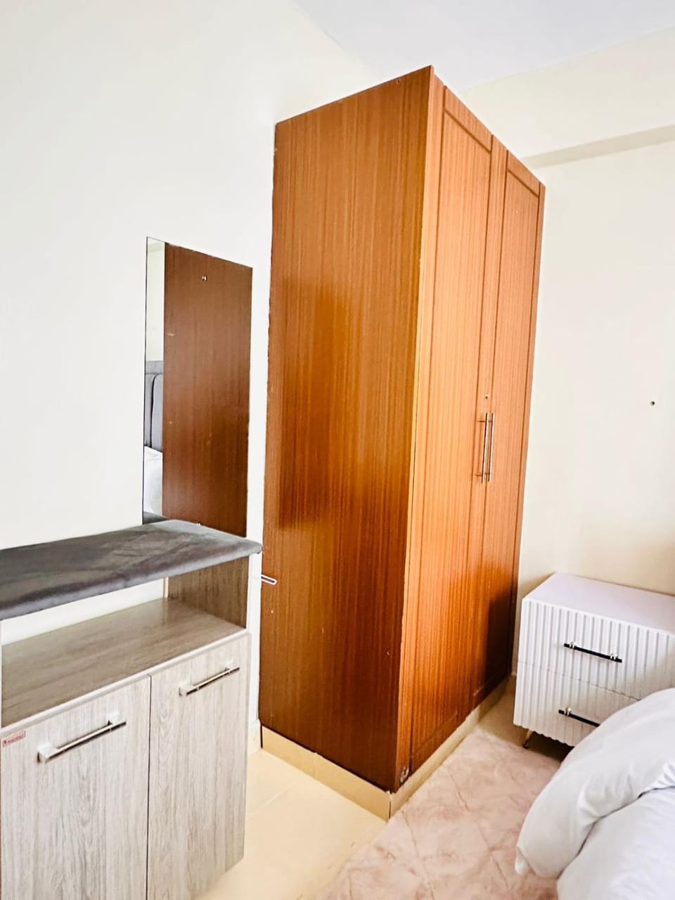 Bedroom, wardrobe