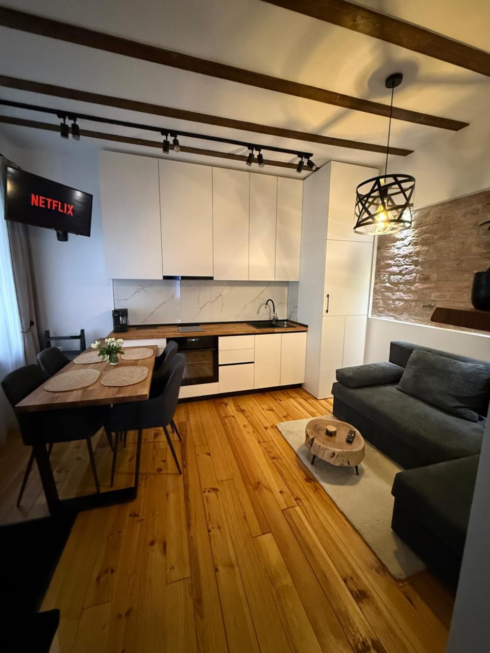 TV and multimedia, Living room, Dining area, kitchen