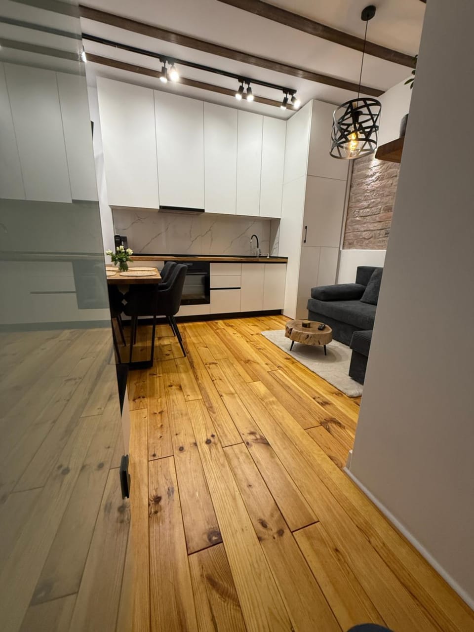 Living room, Seating area, Dining area, kitchen