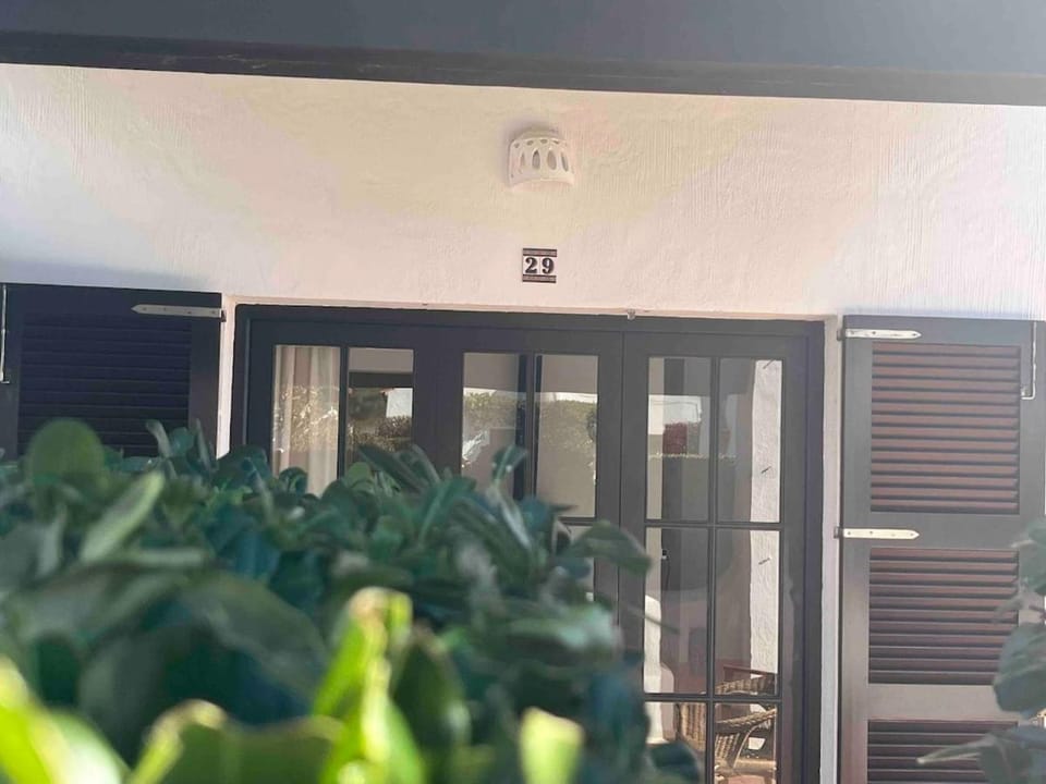 Casa menorquina en Ciudadela con wifi a 2 minutos de la playa exclusiva para familias House in Son Xoriguer