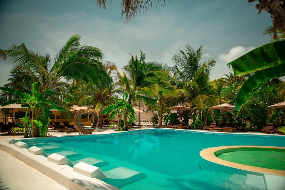 Swimming pool