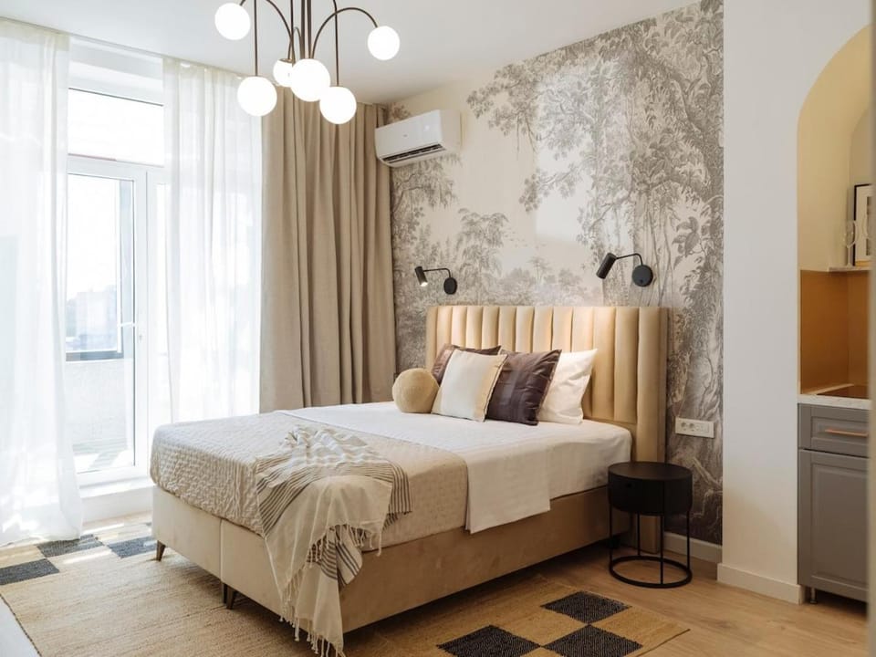 Closer to the Sun - Warm Studio Apartment in Bucharest