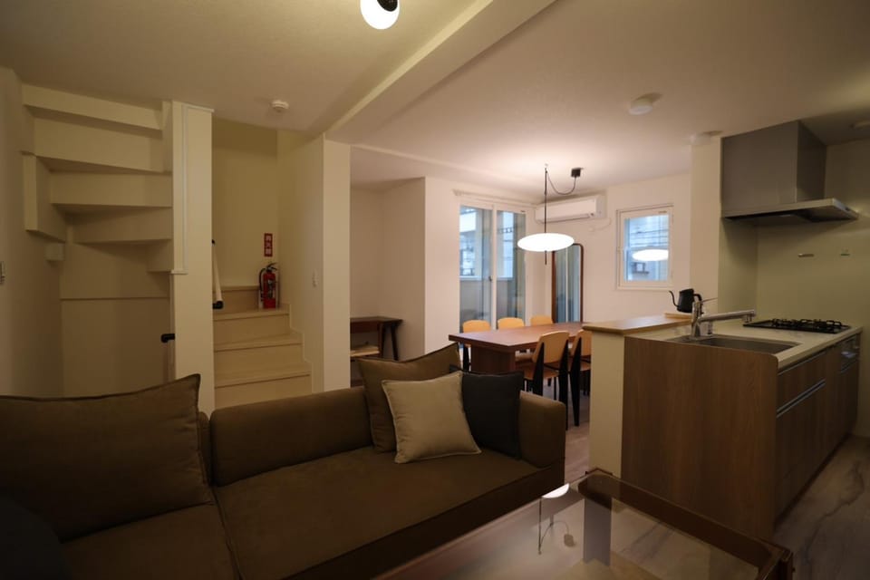 Living room, Dining area