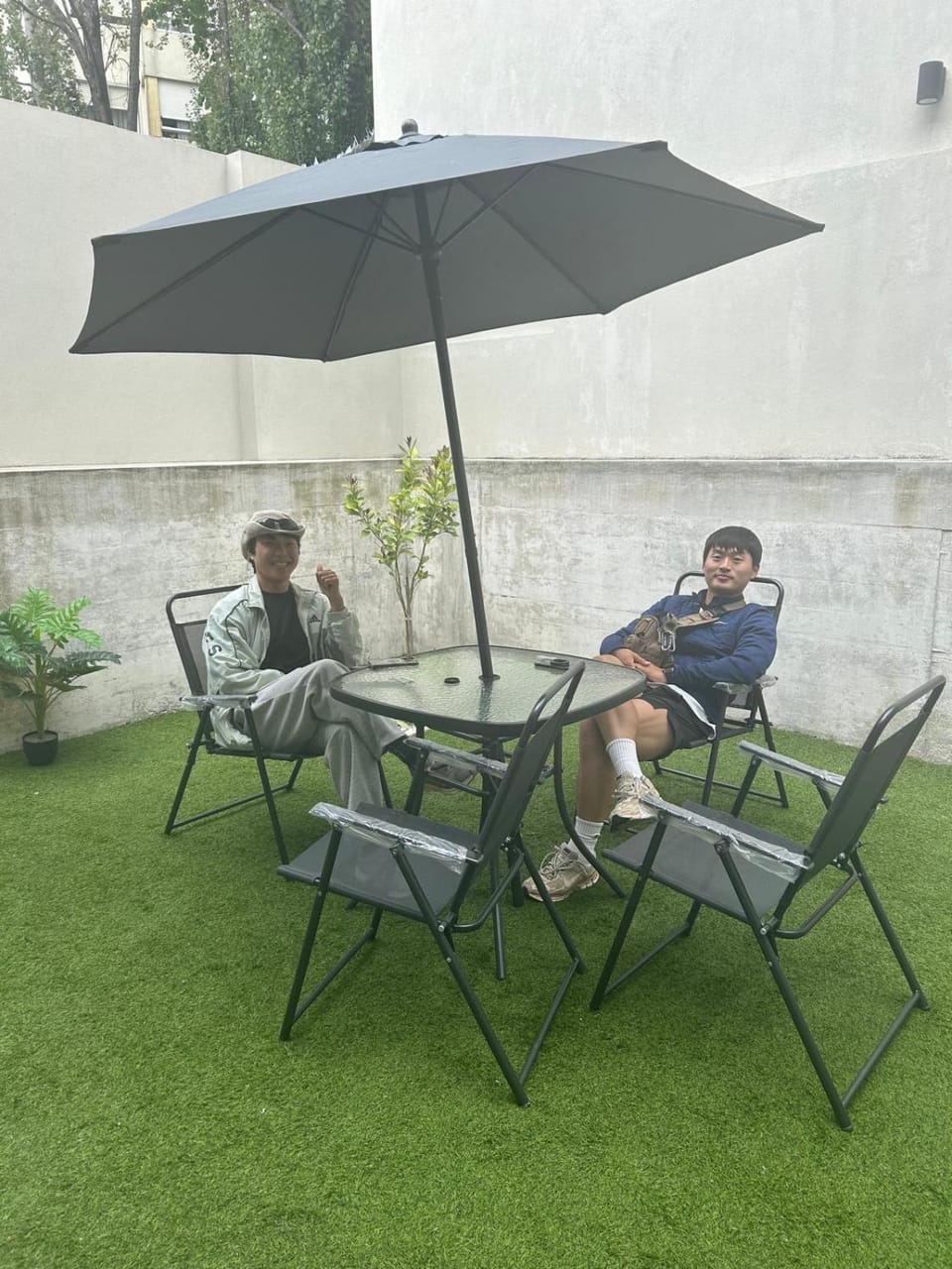 People, Garden, Seating area, Guests, group of guests