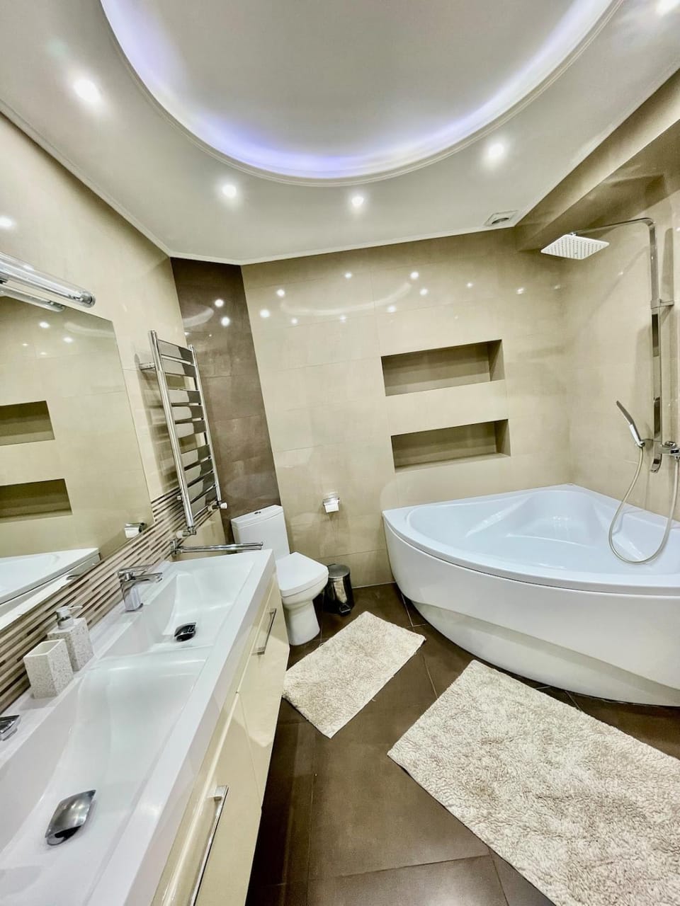 Bathroom, Bath, towels