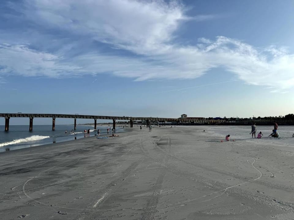 Ocean Front Condo With Pool Ground Floor Apartment in Saint Augustine Beach