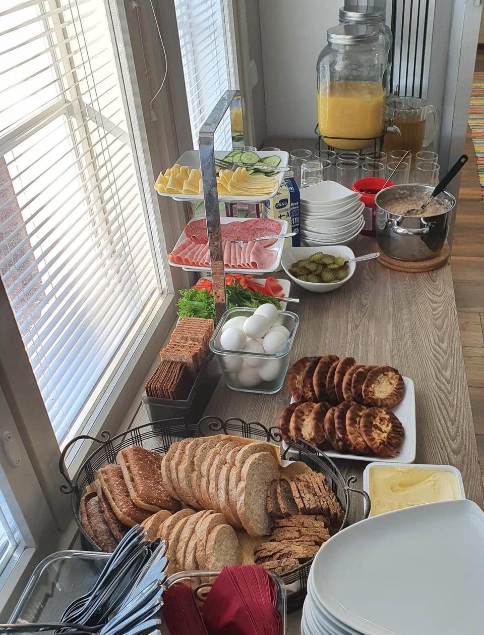 Breakfast, Buffet breakfast
