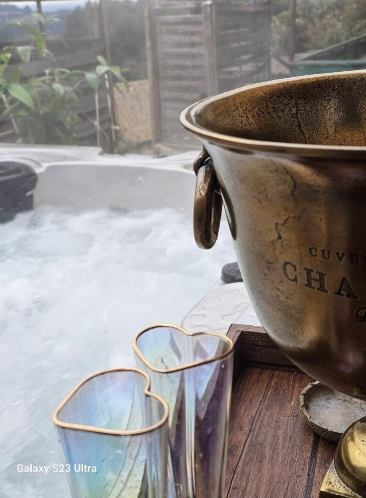 Day, Hot Tub, Balcony/Terrace