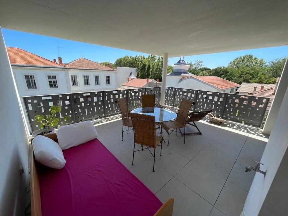 Patio, Balcony/Terrace