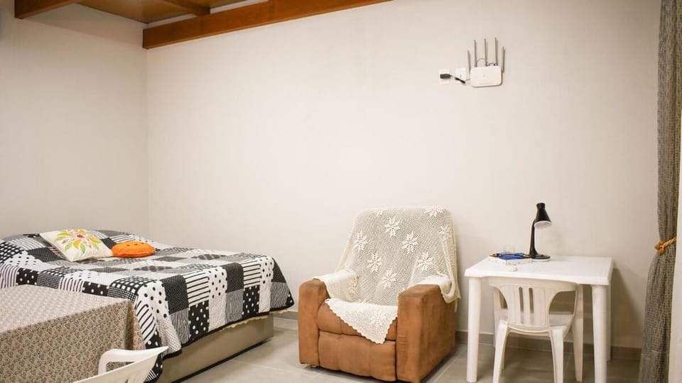 Living room, Photo of the whole room, Bedroom