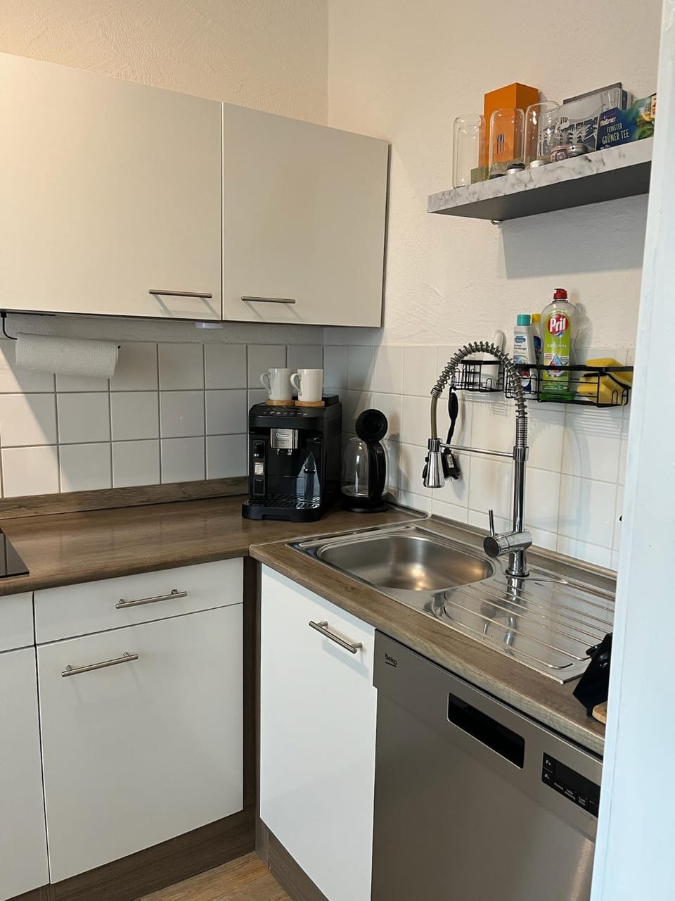 Coffee/tea facilities, Kitchen or kitchenette