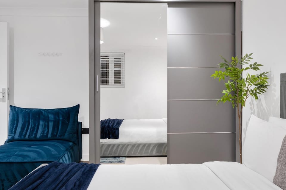 Photo of the whole room, wardrobe