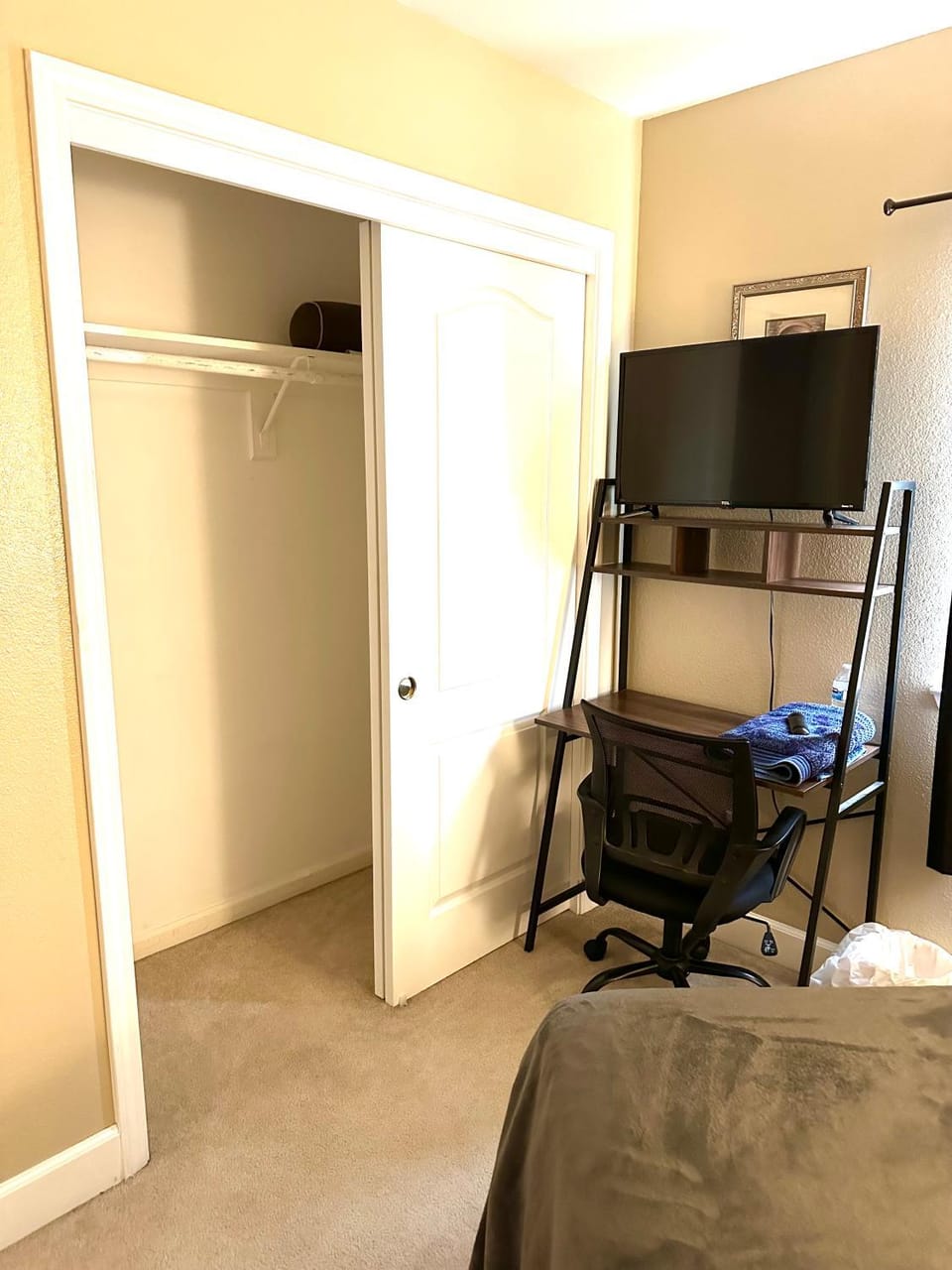 serenity Vacation rental in Fresno