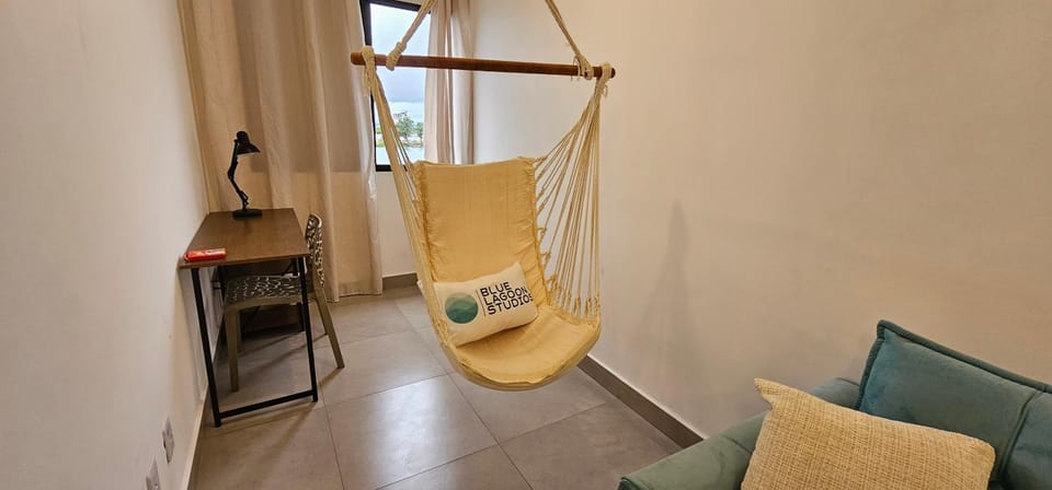 Blue Lagoon Studios - un 32 - Lindo, Vista Magnifica Apartment in Suzano