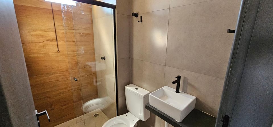 Blue Lagoon Studios - un 32 - Lindo, Vista Magnifica Apartment in Suzano
