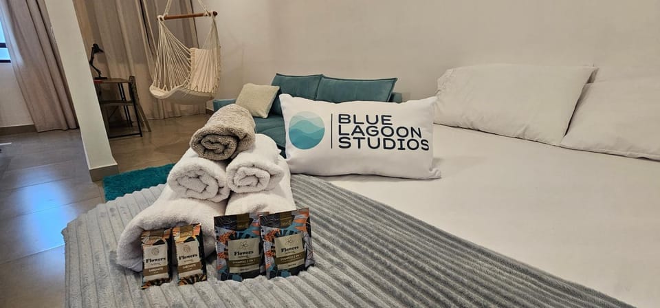 Blue Lagoon Studios - un 32 - Lindo, Vista Magnifica Apartment in Suzano