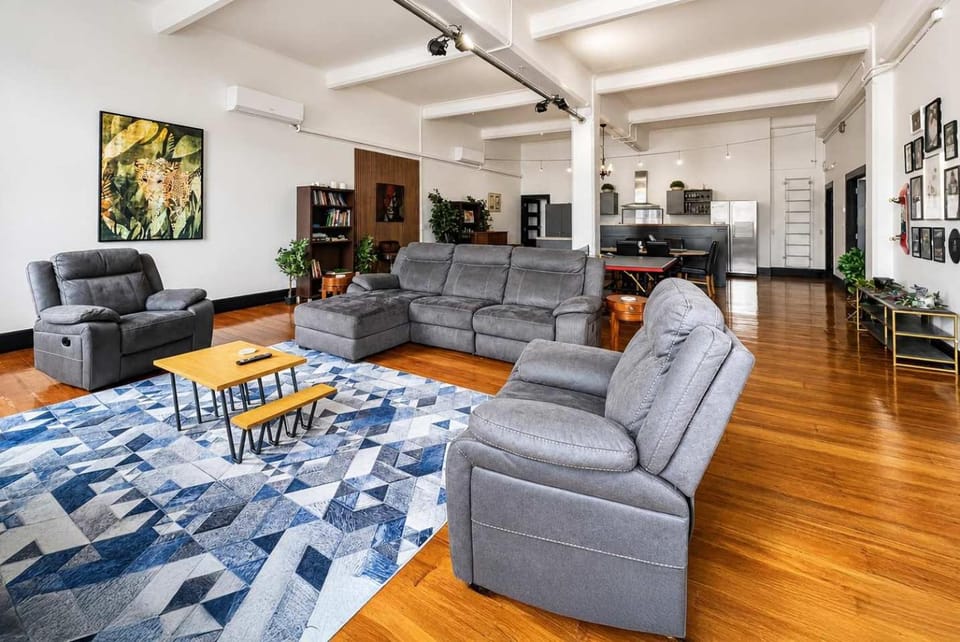 Communal lounge/ TV room, TV and multimedia, Living room