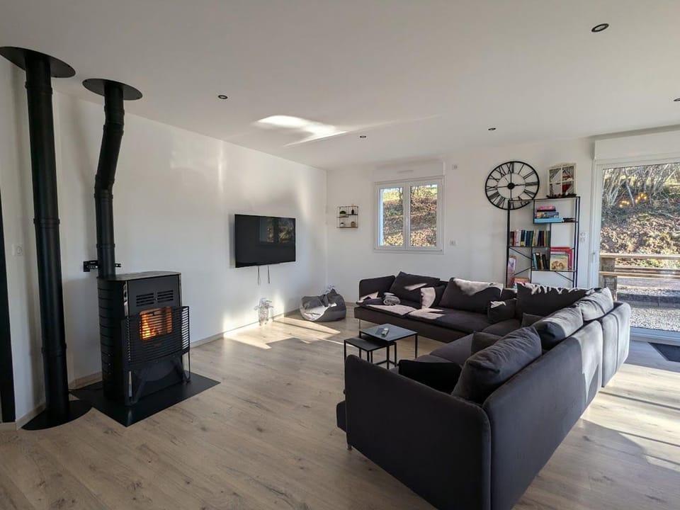 Grande maison 10 pers. avec bain nordique et jeux près des Vosges - FR-1-589-773 House in Vosges