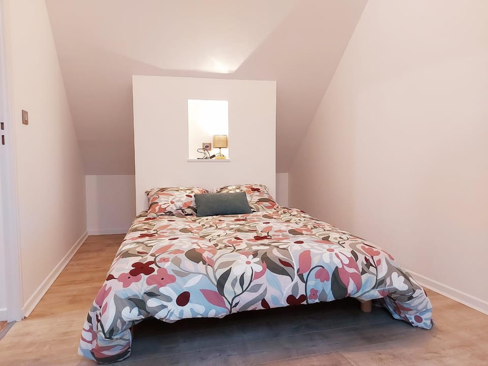 Appartement cosy rénové près de Chartres - FR-1-581-147 Apartment in Centre-Val de Loire