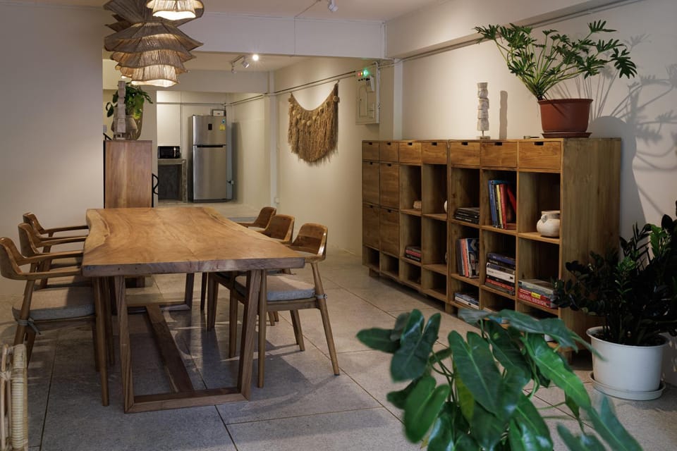 Kitchen or kitchenette, Living room, Lobby or reception, Seating area