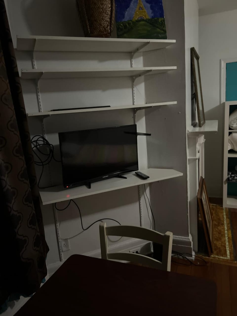 TV and multimedia, Living room, Seating area, bunk bed, wardrobe